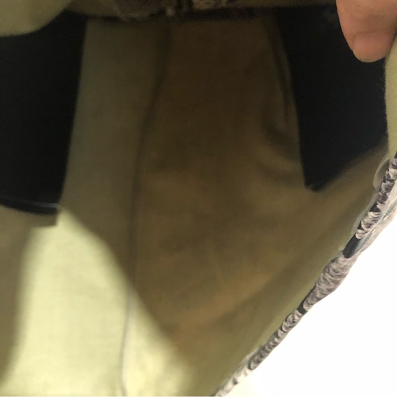 Beautiful Snake Print front zip up with metal ring side pocket Mini Skirt size L - Picture 6 of 13